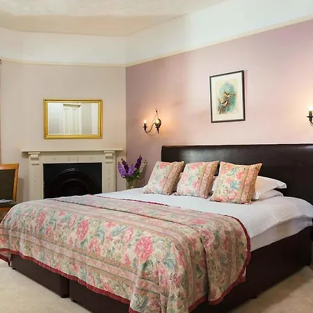 Penmorvah Manor * Falmouth
